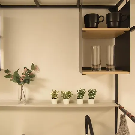 Blossoming Hidden Nest With Garden לובליאנה