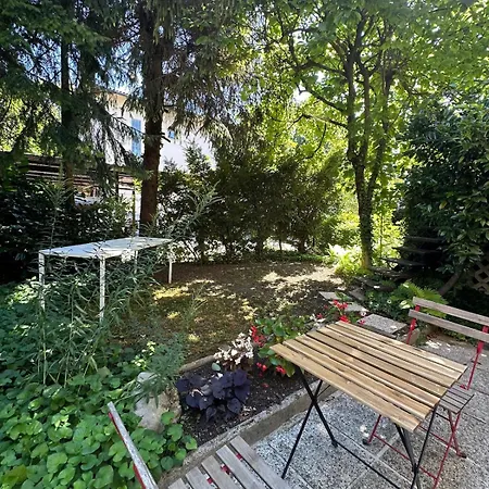 דירה Blossoming Hidden Nest With Garden *
